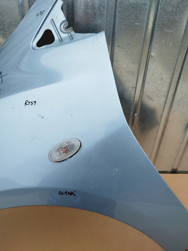 фото №7, Крыло левый перед mazda 2 ii de 2007-2014 оригинальный лак