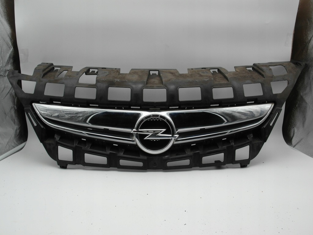 Купить Opel astra j iv 4 gtc рестайлинг  bdb решётка радиатора решётка радиатора 13264582 nr72