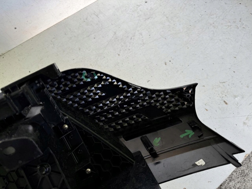 фото №10, Решітка радіатора решітка радіатора dacia spring 21-