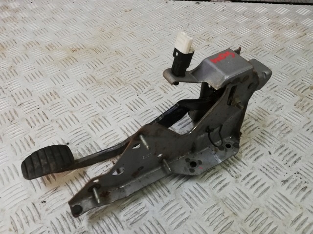 фото №1, Renault modus педаль гальма датчик