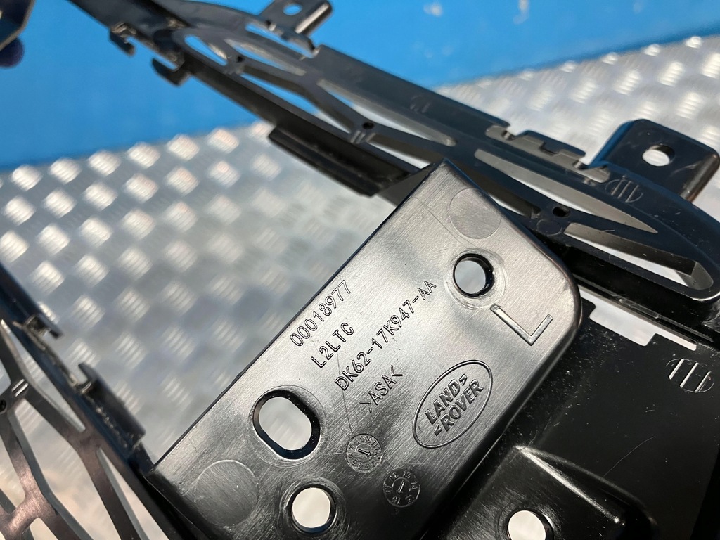 фото №3, Land range rover sport ii l494 левая решётка рамка противотуманной фары бампера