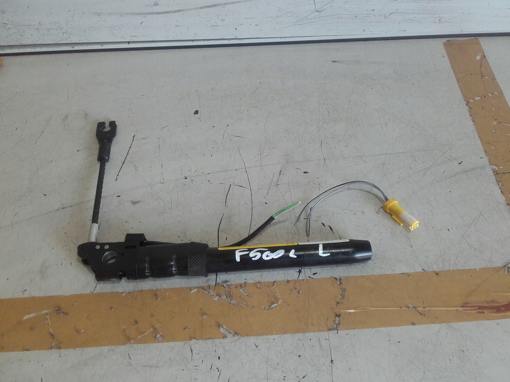 фото №1, Fiat 500 l натяжитель поперечина левый 07355924730