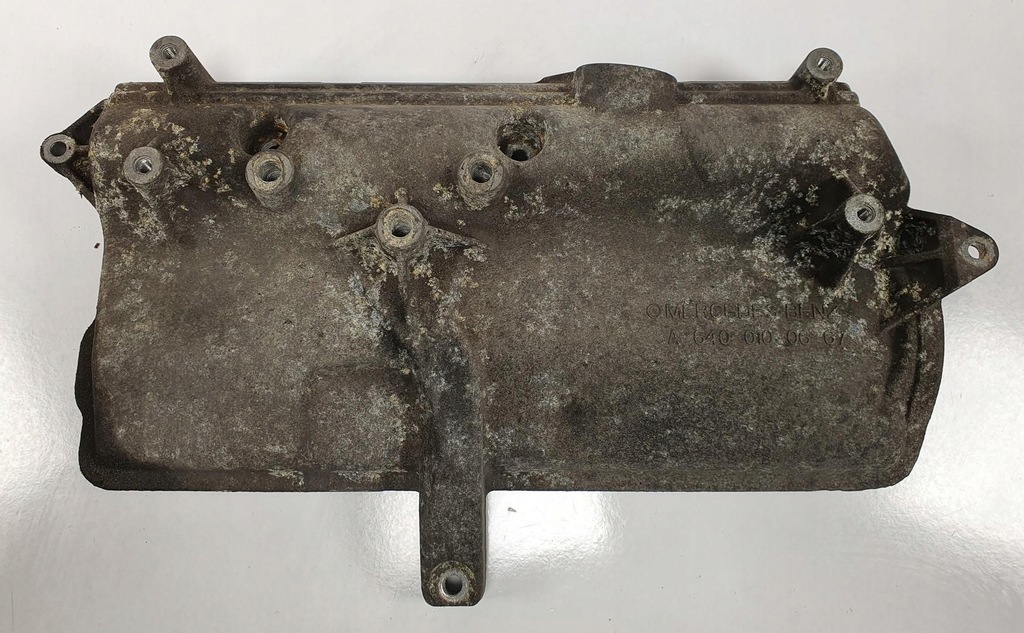 фото №1, Кришка клапанів mercedes w169 2.0 cdi a6400100667