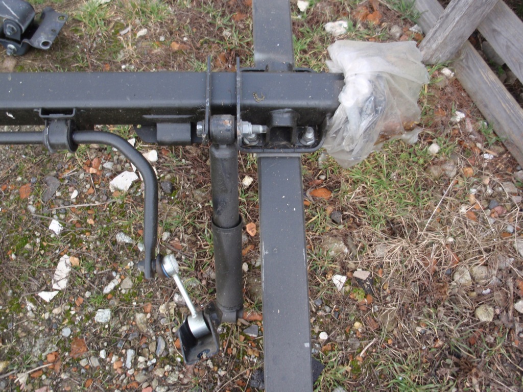 Задня балка вісь  ресора амортизатор стабілізатор тримач  до mastera movano Доставка