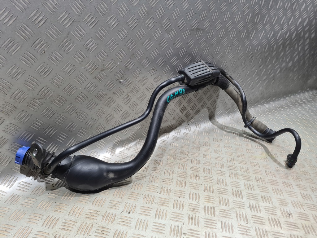 фото №2, Заливна горловина кришка adblue opel combo e berlingo iv rifter