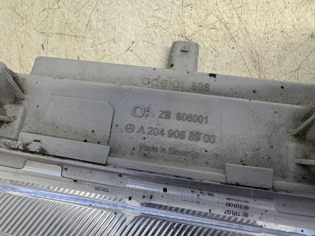 Купити Mercedes w204 протитуманна фара led drl перед a2049068900