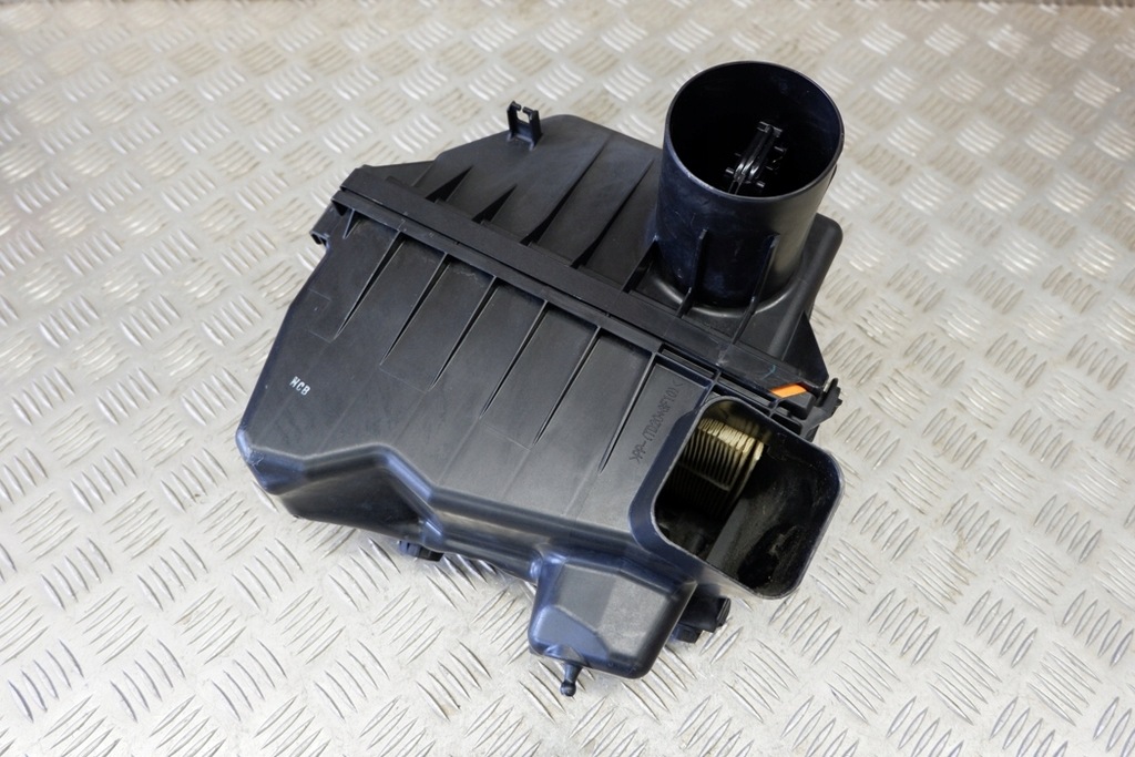 фото №12, Корпус фільтра повітря lexus es _z10_, _a10_, _h10_ 1781237040 2.5l