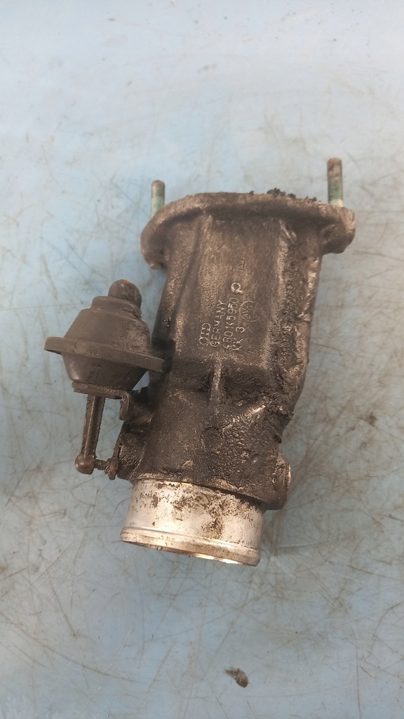 фото №4, Дроссельная заслонка audi a6 c5 99r 2.5tdi kombi