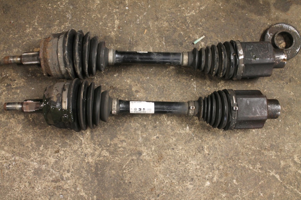 фото №1, Привідний вал vw автоматична коробка передач 7e0407276t