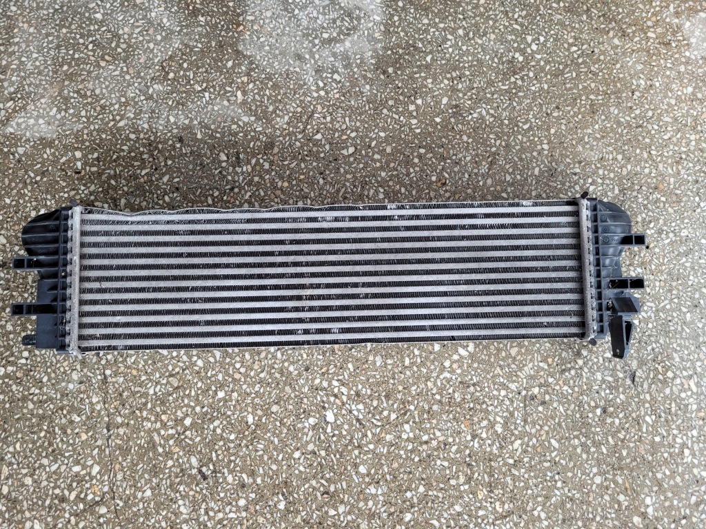 фото №2, Интеркулер mercedes w4475010301