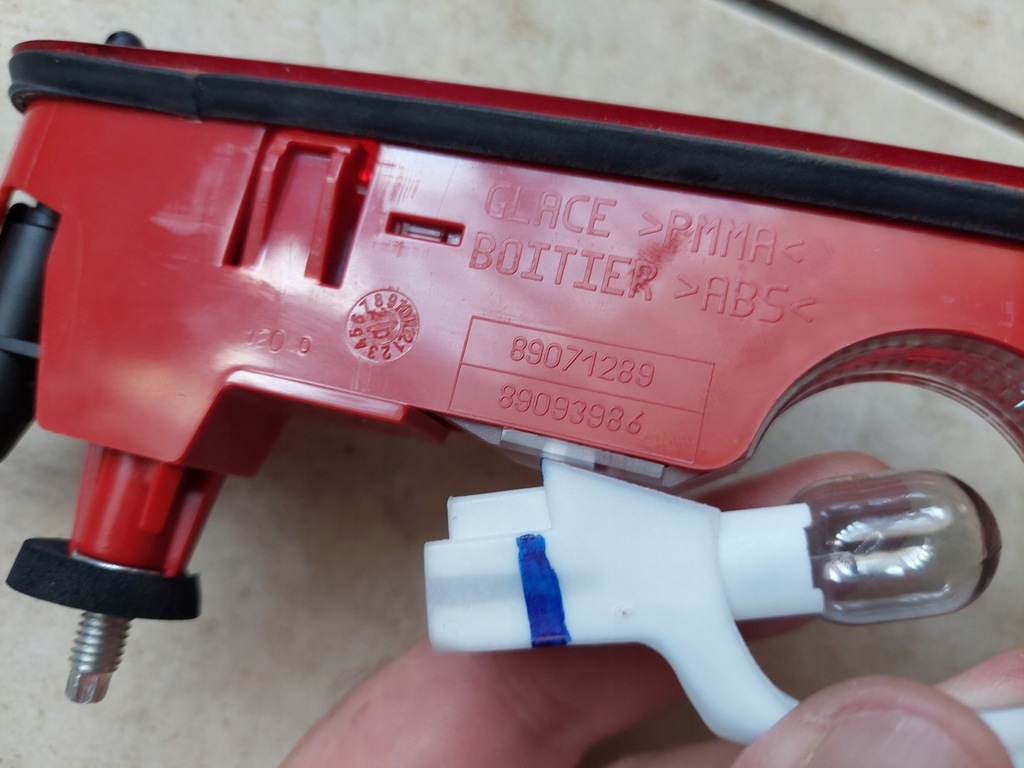 фото №6, Третій світло стоп - opel combo e - life