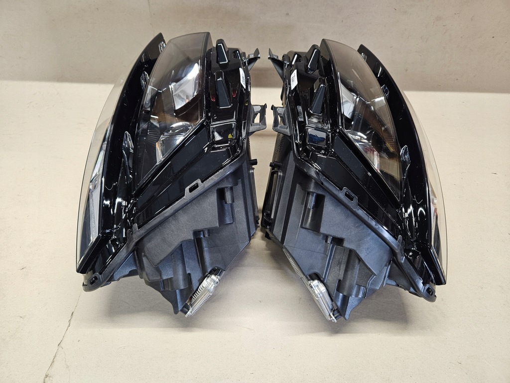 фото №9, Лампа ліва права передня перед skoda kamiq full led