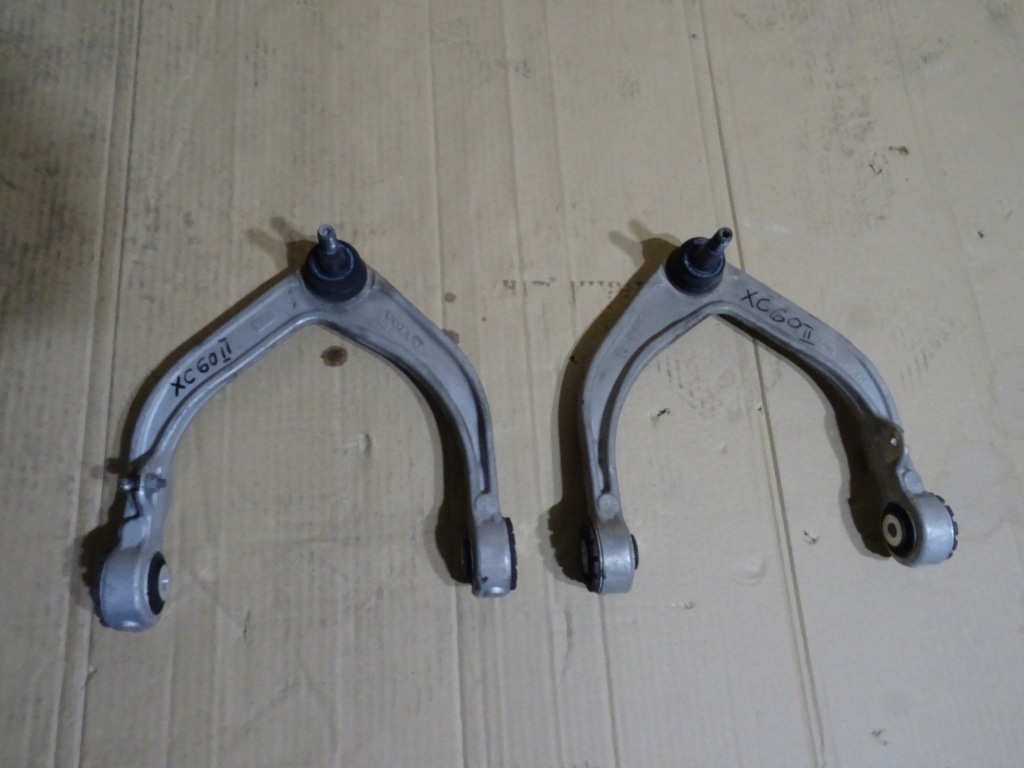 фото №1, Volvo xc60 ii важіль верхній лівий правий