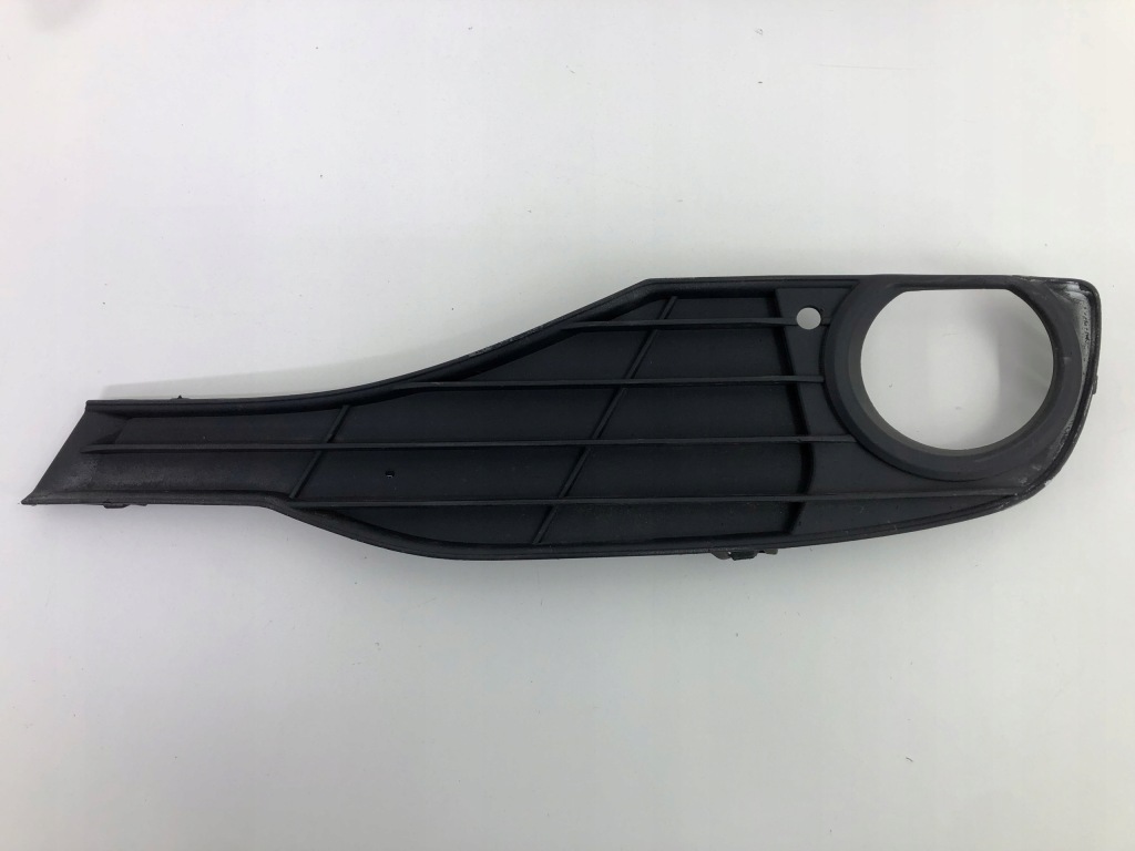 Купити Bmw f30 f31 решітка бампера ліва перед 7255365