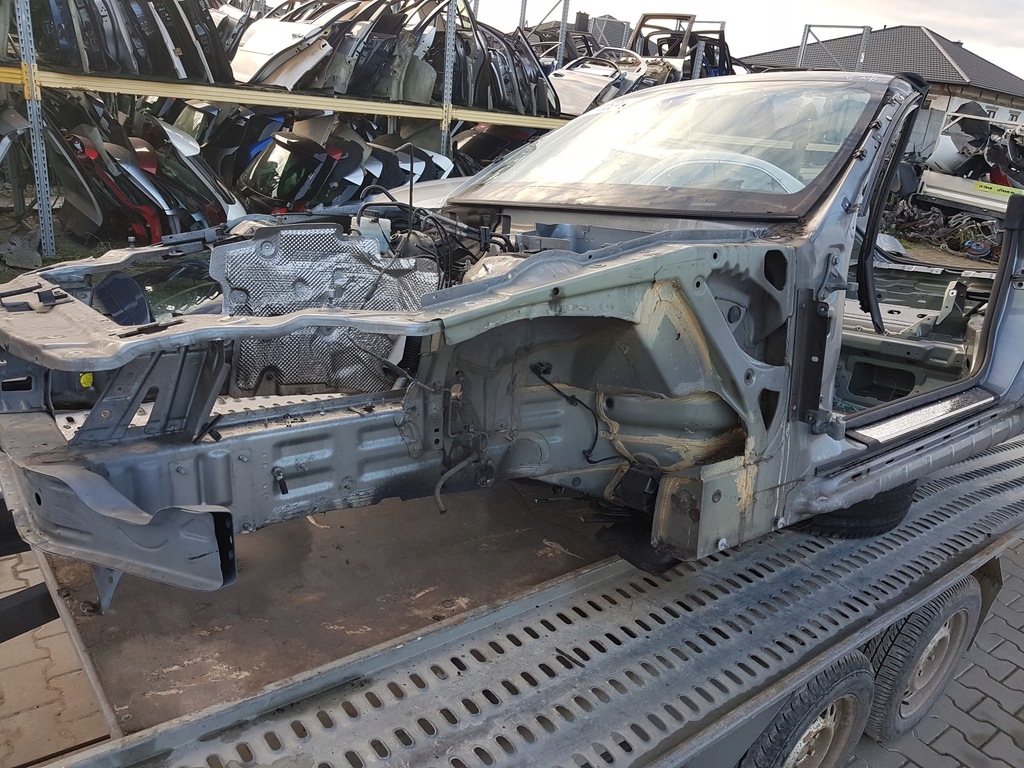 фото №1, Mercedes slk r172 w172 11-19r четверть лонжерон левая перед 792