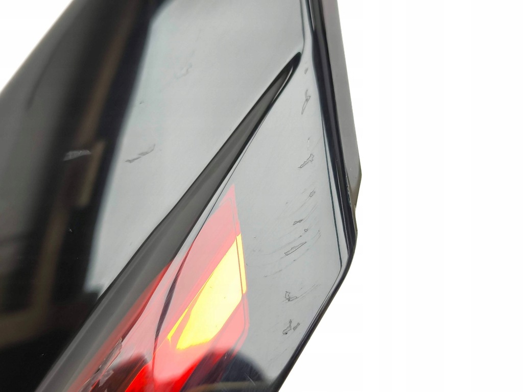 фото №8, Citroen c4 iii e-c4 2024 права сторона відбивач лампи задній