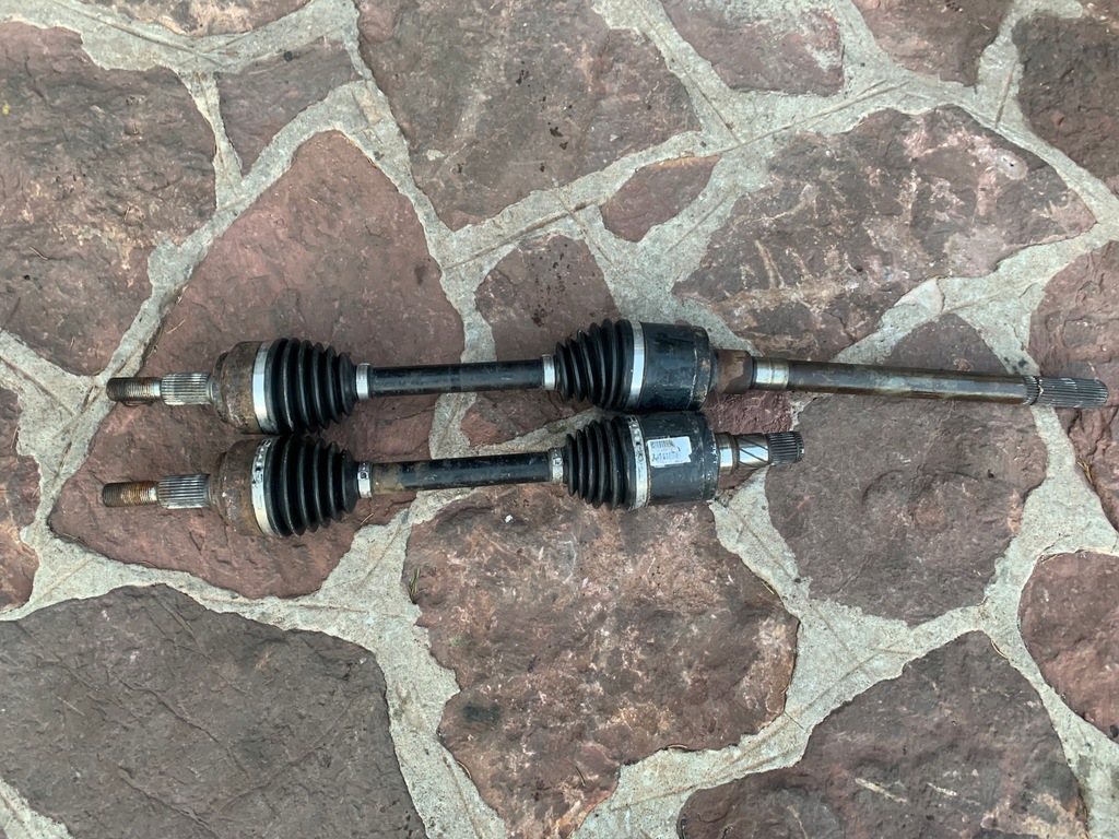 фото №1, Jeep grand cherokee wk привідний вал ліва перед 3.0 crd