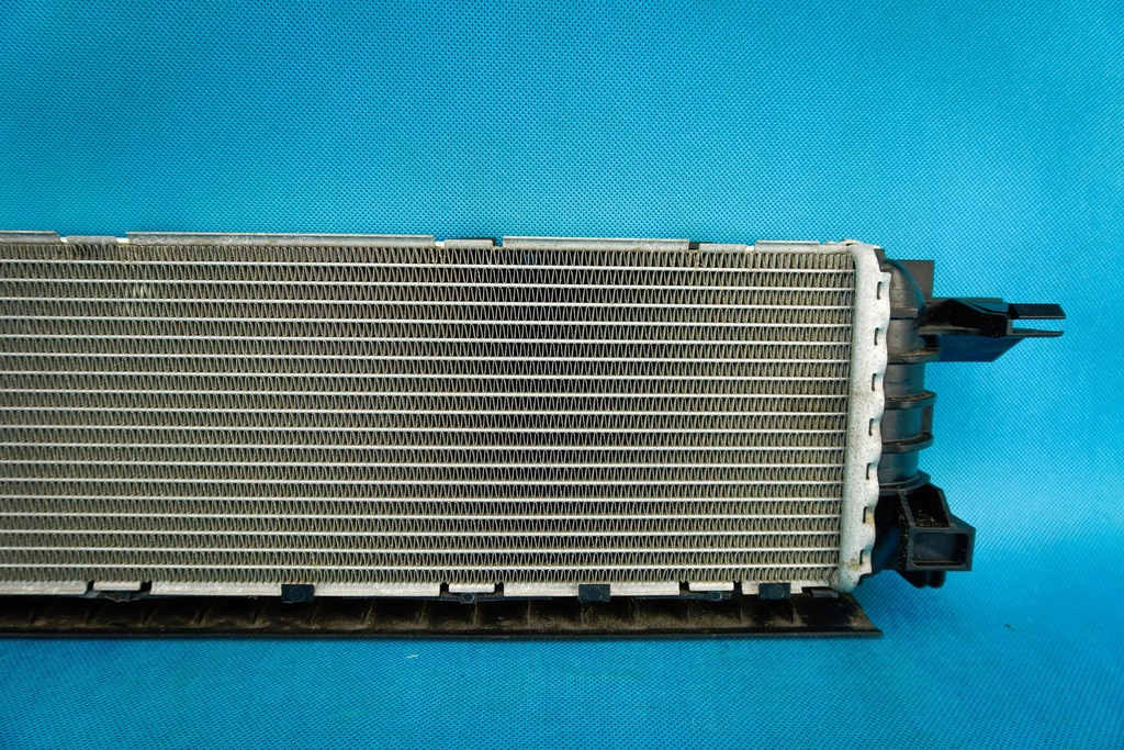 фото №6, Радиатор wody audi a4 8k a5 a6 4g a7 q5 8r 4g0145804d