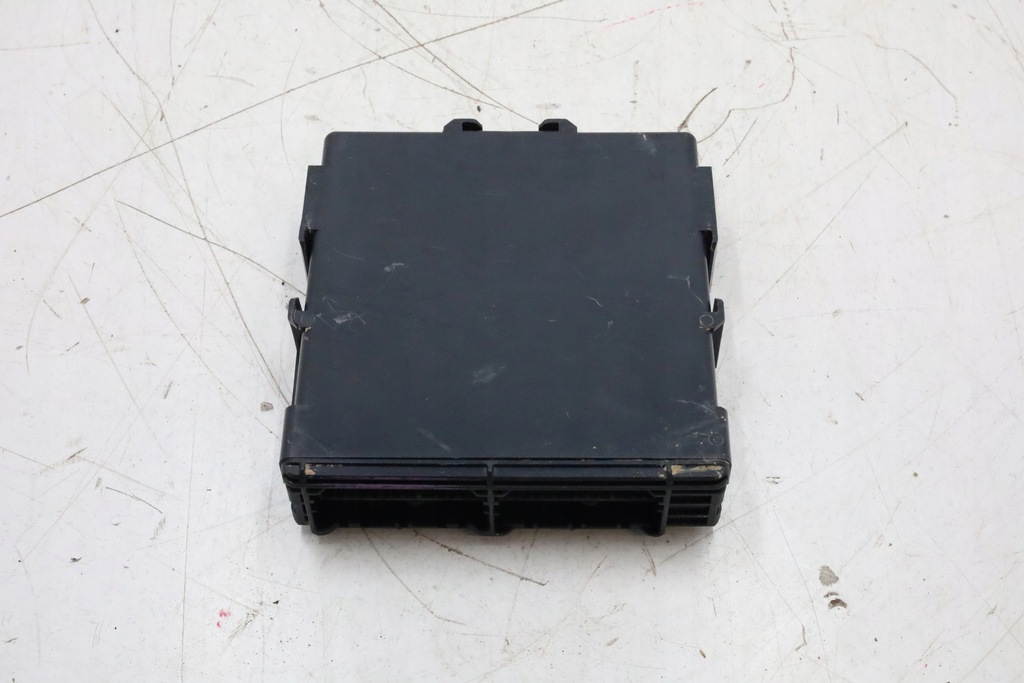 фото №1, Модуль блок управления аккумулятора toyota yaris iv 89981-k0010