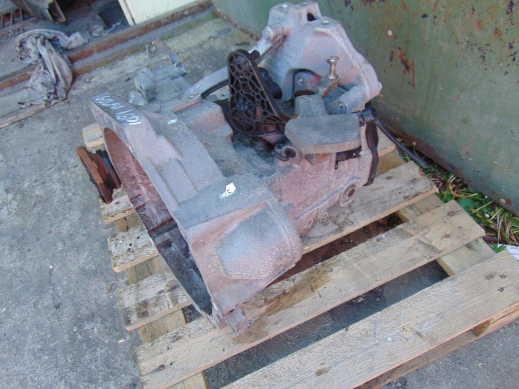 фото №7, Коробка передач передач механическая коробка передач vw golf vi 1.6 tdi lub lvb