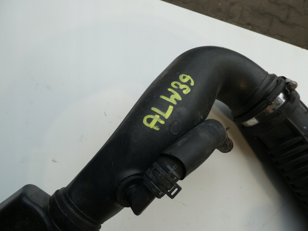 фото №2, Шланг труба повітрозабірник 8200858600 renault master iii