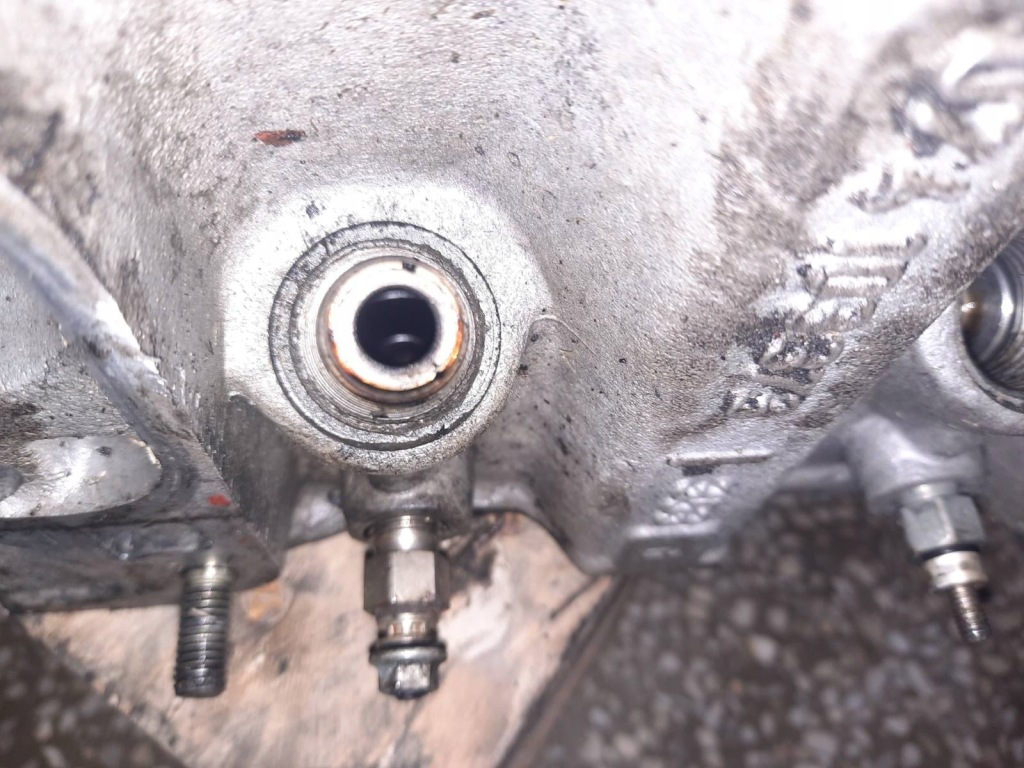 Головка lt t4 074103373 g w головки двигателя Доставка