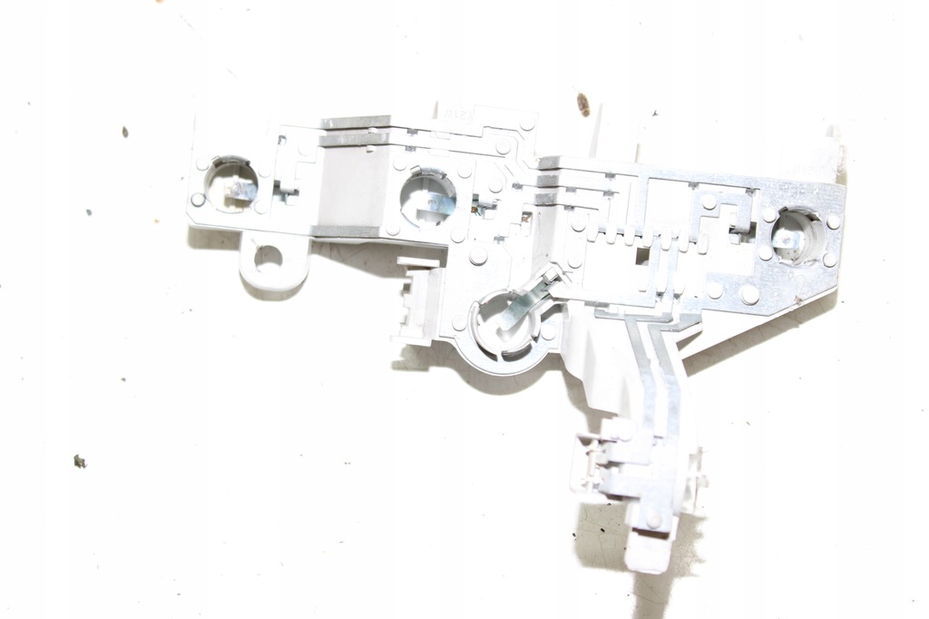 фото №6, Bmw 1 e81 e87 lci вкладыш лампы правый задняя 7164964 разъём лампочка