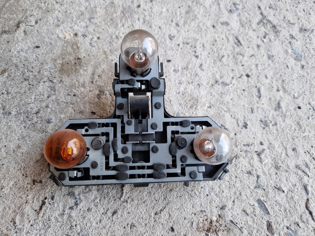 фото №1, Вкладиш лампи лівий задня volvo s80 i