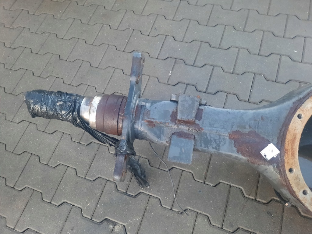 фото №3, Корпус міст балка мосту renault midlum gama d r19.5