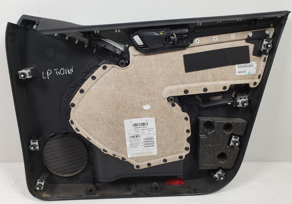 фото №4, Обшивка оббивка двері лівий перед vw tiguan europa