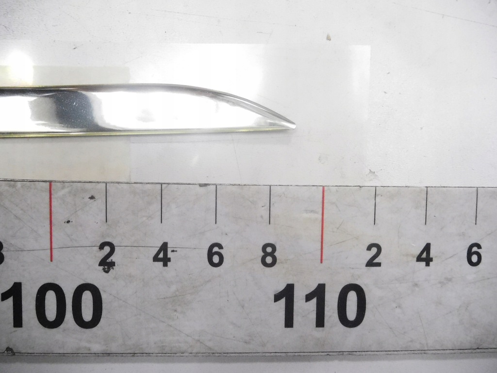 фото №6, Повреждённая хромированная молдинг pok багажника mitsubishi outlander оригинальный номер mz314700