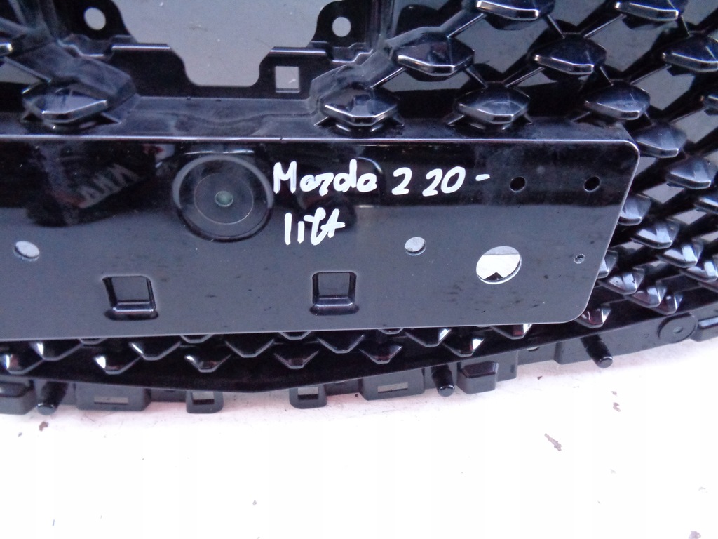 фото №4, Решітка радіатора решітка радіатора mazda 2 20- lift