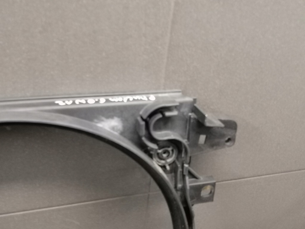 фото №13, Корпус вентиляторов vw phaeton 6.0 w12 3d0121191e