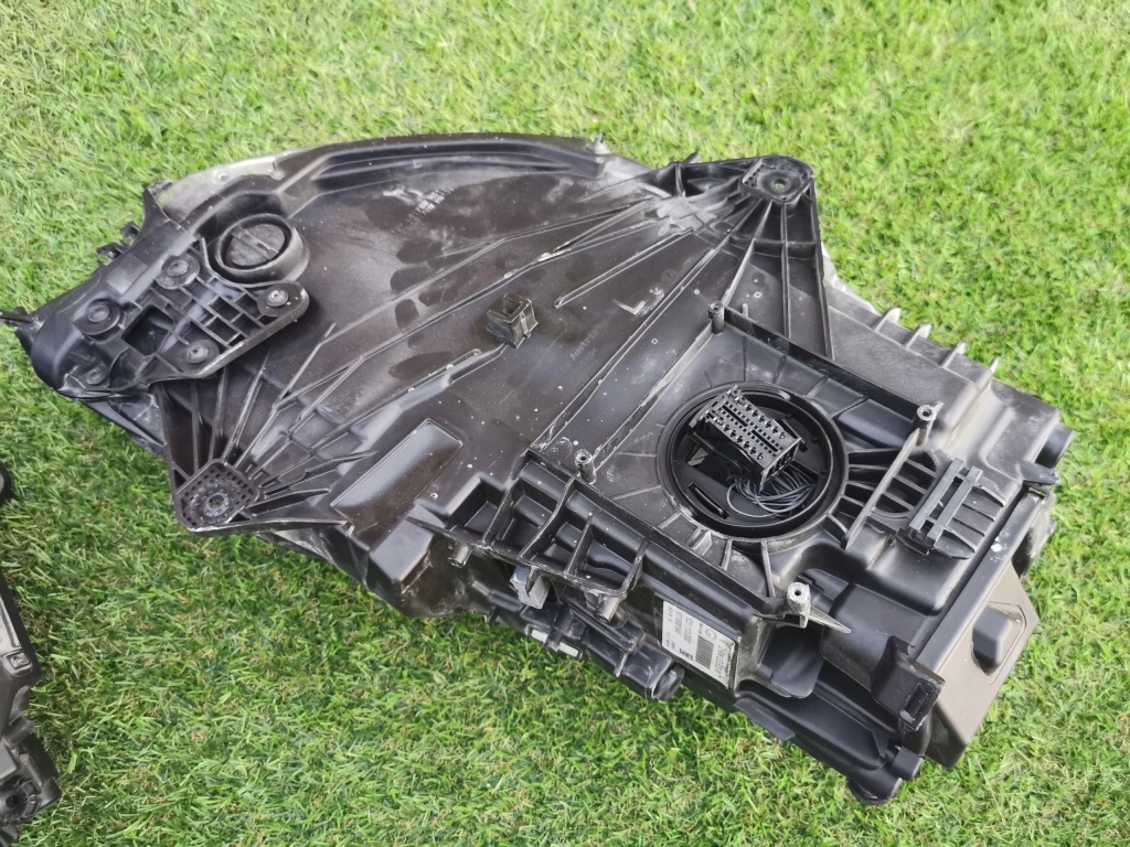 Porsche macan 95b фара правий ліва перед full led демонтаж! в Україні