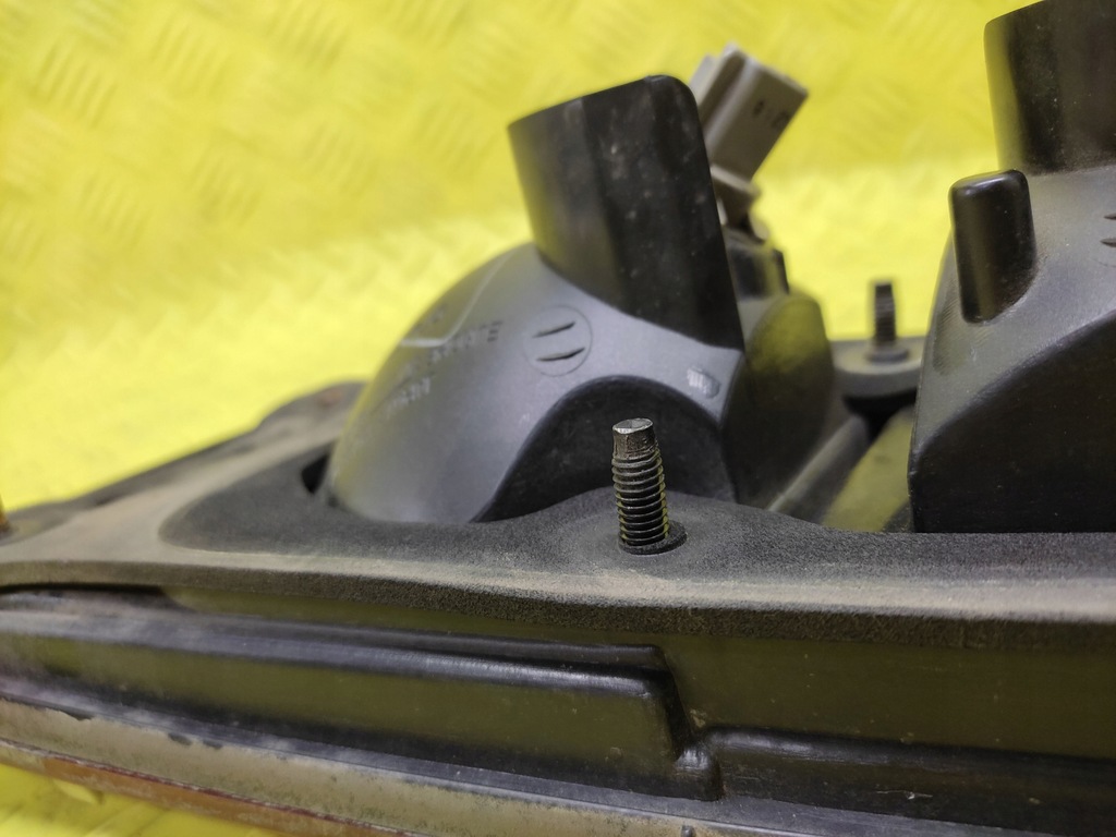 фото №10, Mitsubishi galant kombi лампа лівий задня w кришка багажника