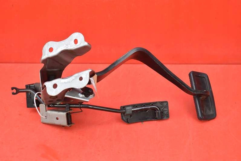 фото №6, Педаль педали комплект автоматическая коробка передач nissan maxima a33 3.0 v6 200 km 00-05