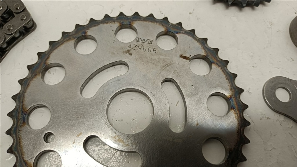 Грм напрямні nissan x-trail t32 scenic iv 1.7 dci r9na401 130700060r Доставка