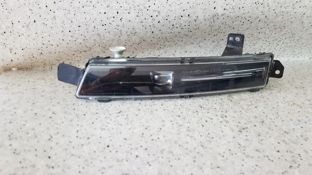 фото №1, Jaguar f-pace правый led drl противотуманная фара 2028