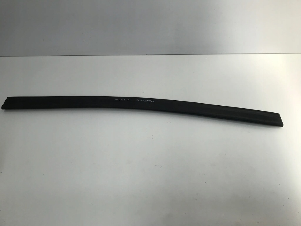 фото №1, Mercedes w247 прокладка жабо