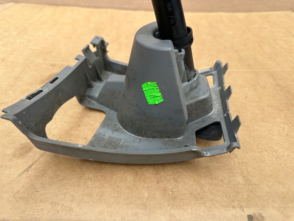 фото №10, Skoda octavia ii lift омивач фара правий заглушка 9462 1z0807056a