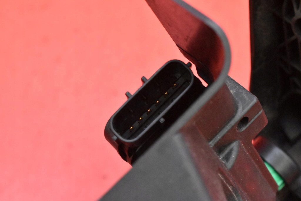 Потенціометр педаль газу європа  1k1723503m seat altea 2.0 fsi 150 km 04-09 Недорого