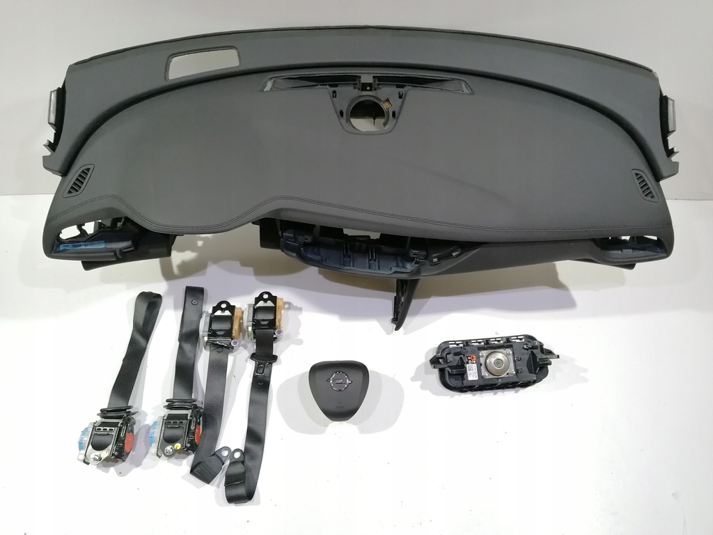 фото №1, Opel insignia b панель приладів консоль подушка безпеки подушки безпеки ремені