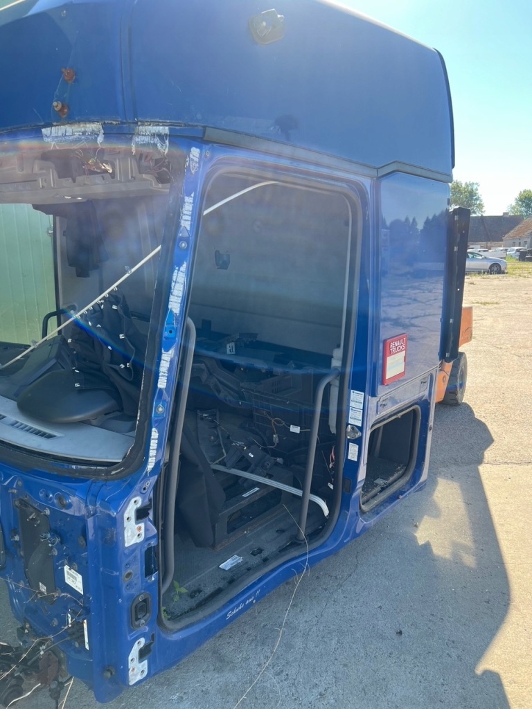 фото №2, Renault gama range обшивка кабіни чверть кабіна