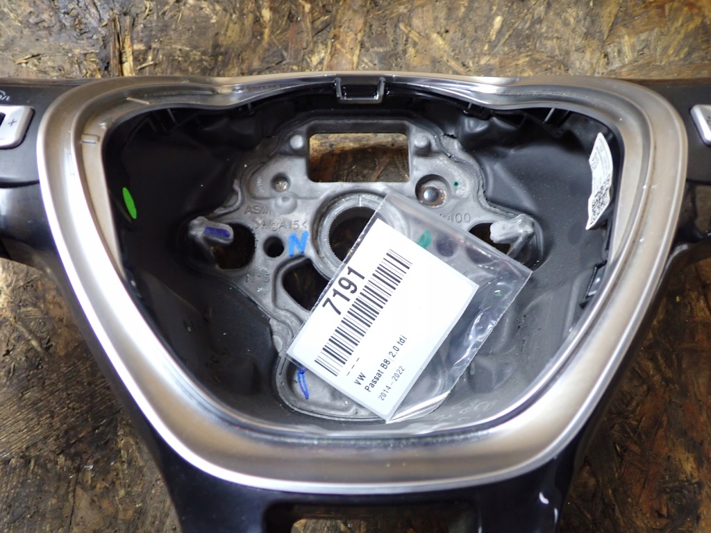 Воздуховод многофункциональный vw passat b8 sedan 2016 2.0 dsg eu 7191 в Украине