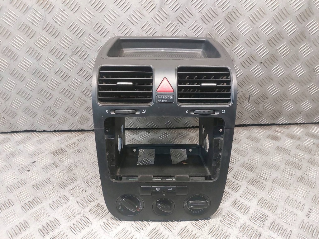 фото №1, Рамка средняя консоли корзина радио 2 din vw jetta v 1k0819743a 1k0858089