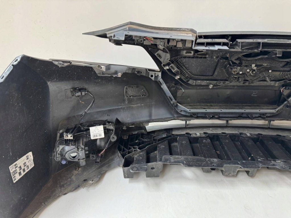 Nissan leaf 2 бампер перед передній pdc камера Оригінал