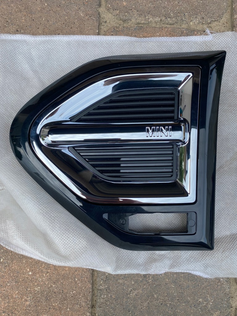 фото №1, Mini cooper f60 накладка крыла левая