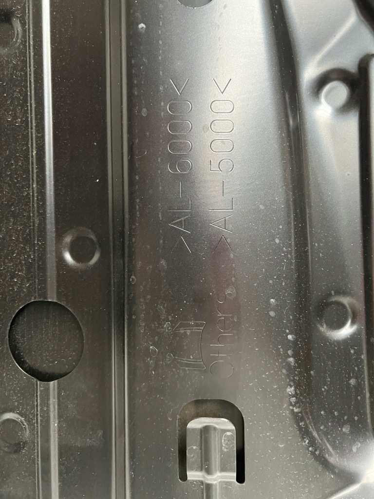 фото №8, Капот крышка двигателя renault laguna iii 3