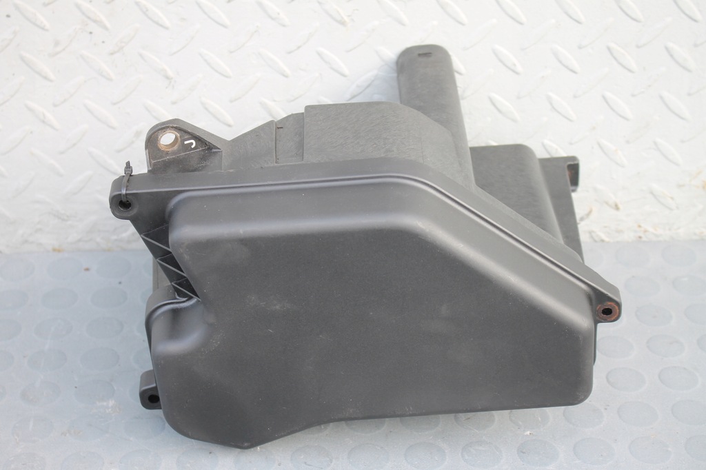 фото №1, Резонатор повітря lexus is 200 2.0 24v