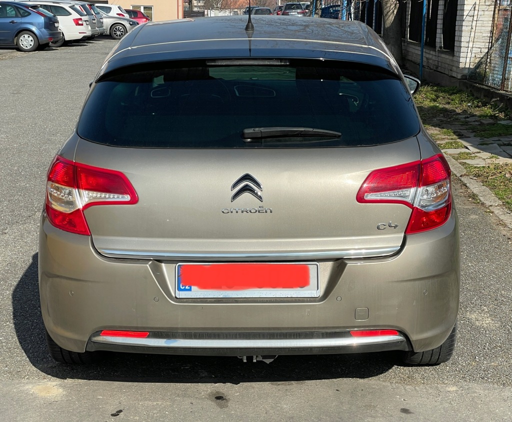 Citroen c4 2 b7 - молдинг хром хромована кришка багажника Зі Шроту